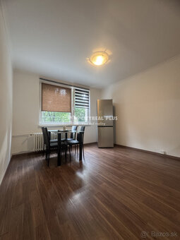 Ponúkame Vám na prenájom zariadený 1 izbový byt v meste Nové - 4