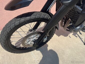 Yamaha XT660R - 4