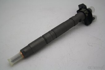 Trysky VW AUDI 3.0 TDI 059130277AM 0445117005 - 4