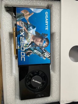 Gigabyte GTX 260 216 core - 4