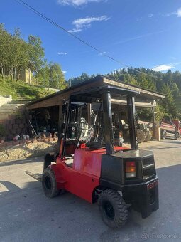 Predám vysokozdvižný vozík - 4