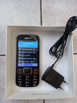 Tlacitkovy telefon - 4