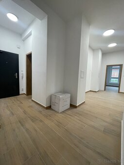 Prenájom obchodného priestoru, kancelária, sklad - 4