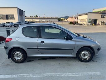 Peugeot 206 1.1 benzín - 4