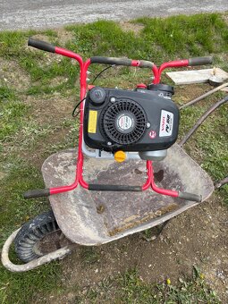 Zemný vrták Vari - 4