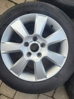 Predám originál zimnú sadu Škoda Superb 205/55 R16 - 4