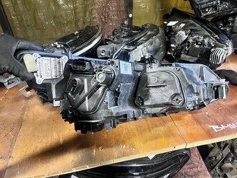 Vw golf 8 ľavý svetlomet - 4