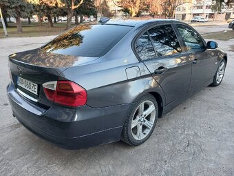 BMW 318i e90 - 4