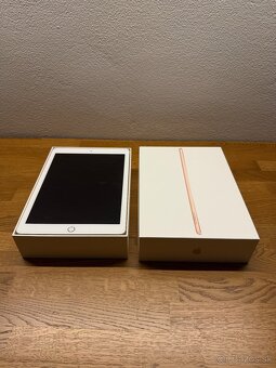 Apple iPad 32GB 6. generácia - 4