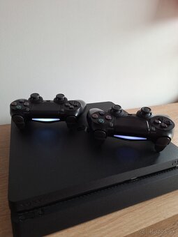 PlayStation 4 Slim 1TB - 4