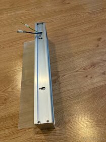 Predám nástennú lampu Eglo - 4