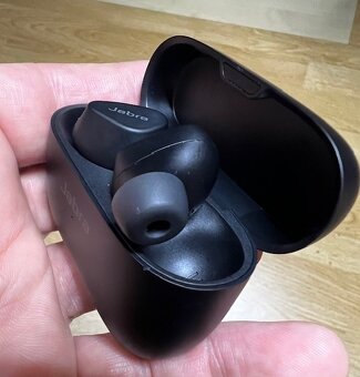 Bezdrôtové slúchadlá Jabra Elite 3 SIVE + STUPE /Super cena/ - 4