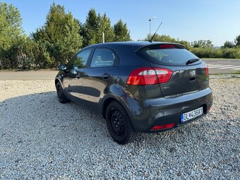 Kia Rio 1.1 CRDi LX - 4