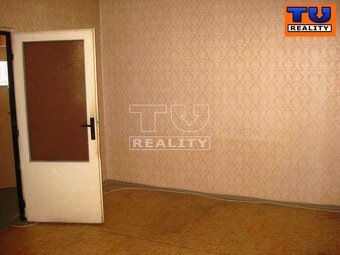 NA PREDAJ 3-IZBOVÝ BYT V ILAVE S VÝMEROU 68 M2. - 4