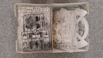 Predám plastikový model Millennium Falcon - Star Wars 1:72 - 4