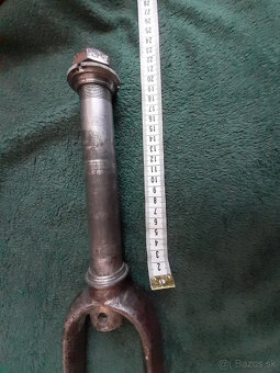 Vidlica IRIS veľkosti 28 na historický bicykel - 4