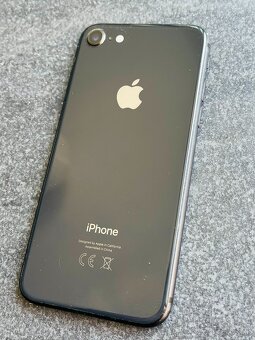 Predám iPhone 8 - 4