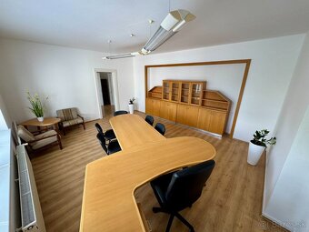🏢 Administratívne kancelárie na prenájom – Nové Mesto nad V - 4