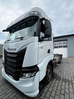 IVECO S-WAY 460 6x2 BDF - 4