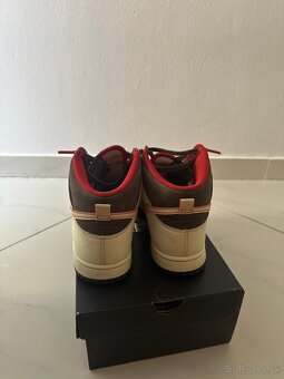 Nike Dunk High Retro - 4