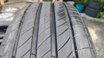 Letné pneu 205/55 R16 --- MICHELIN - 4