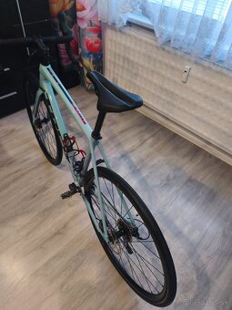 Cestný bicykel - 4