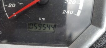 Cestná motorka Aprilia Caponord - 4