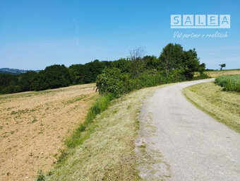 Pozemok v obci Jablonka o výmere 773m2. - 4