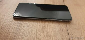 Samsung Galaxy S20 - 4