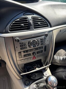 Rozpredam na diely - Citroen C5 1.6HDI 80kw - 4