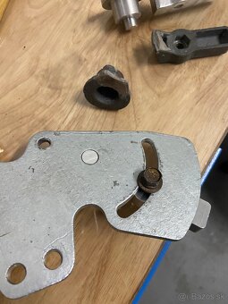 Kubota BX23D SPEED CHANGE F10700 NEUTRAL HOLDER LINK - 4