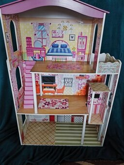 Barbie dom na hranie - 4