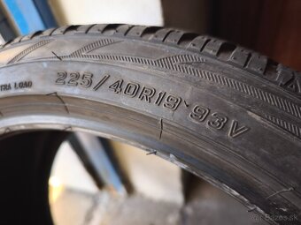 225/40 r19 zimné pneumatiky - 4