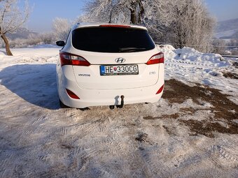 Hyundai i30 1.6crdi 160 000km - 4