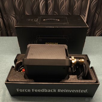 Fanatec Podium DD2 (25\text{ Nm}) + E-Stop, krabica - 4