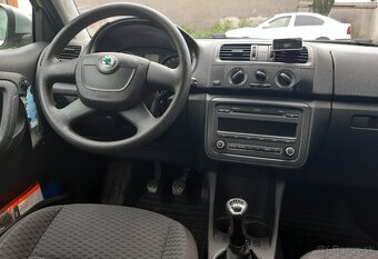 Predám Škoda Fabia 1.2 TSI Ambiente - 4