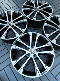 5x112 r17 originál volkswagen Singapore - 4