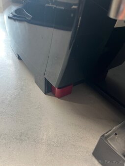 Predám kávovar DeLonghi Intensa ECAM 23210 - 4
