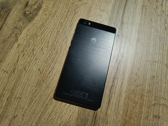 Huawei P8 Lite 2015 (ALE-L21) na náhradné diely/opravu - 4