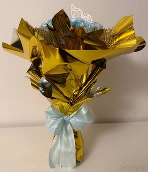 Saténová kytica v zlatej a modrej farbe - 4