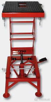 Hydraulický zdvihák mopedov - 4