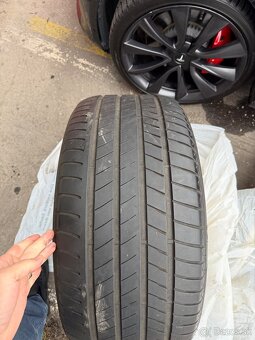 Bridgestone r20 letné runflaty - 4