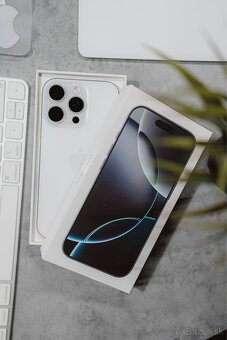 iPhone 16 pro 128GB Silver - 4