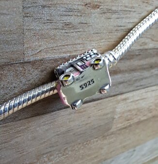 Prívesok Ružový Karavan - 4