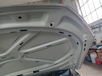 Nová predná Kapota passat b7 - 4