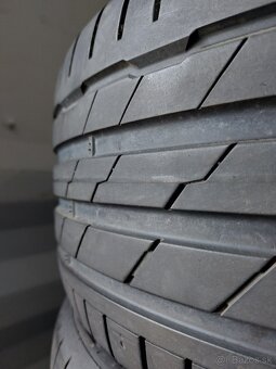 Zánovné letné Hankook 255/40R19 DOT2323 - 4