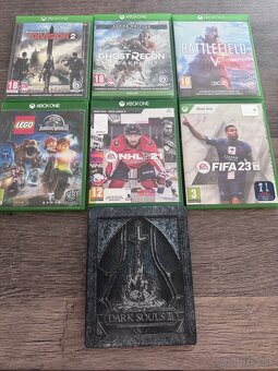 Xbox one X 1TB HDD + 8 hier - 4