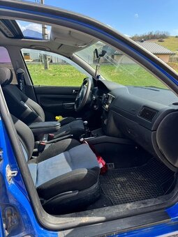 Golf 4 - 4