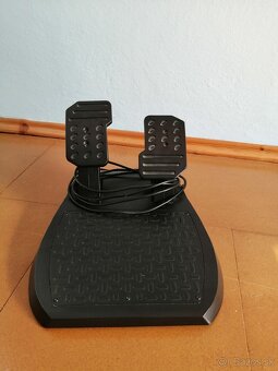Herný volant Thrustmaster - 4