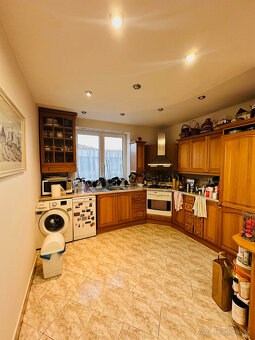 Veľký 3 izb byt KE - Sever, Mengusovská ul.., zariadený - 4